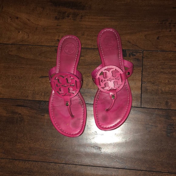 tory burch miller fuchsia